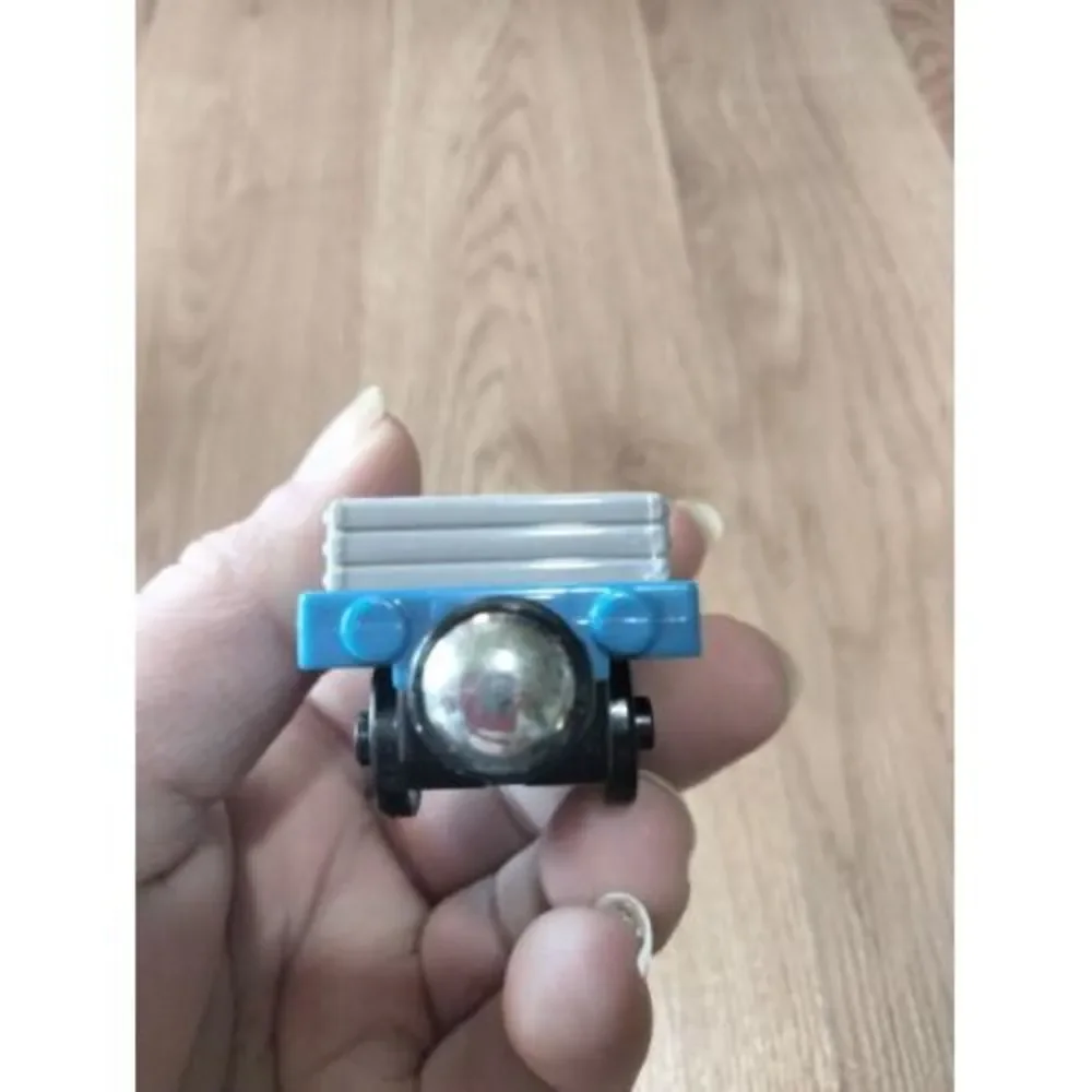 Thomas And Friends Cargo Car J37A‎ 2013